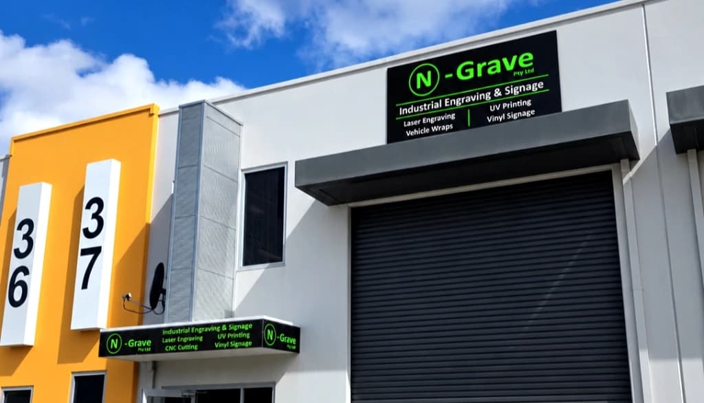 N-Grave Commercial Building Fascia and Outdoor Vinyl Signage